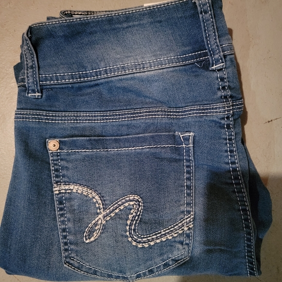 WallFlower Jeans The Ultra Fit Skinny - Picture 1 of 3